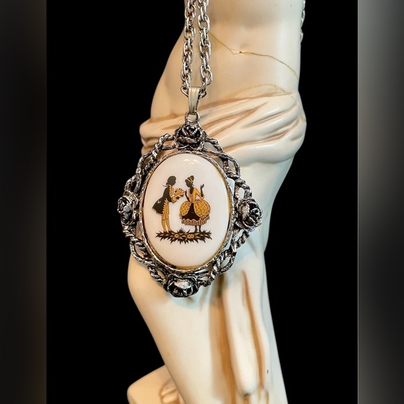 SOLD! - Picture 2 of 9